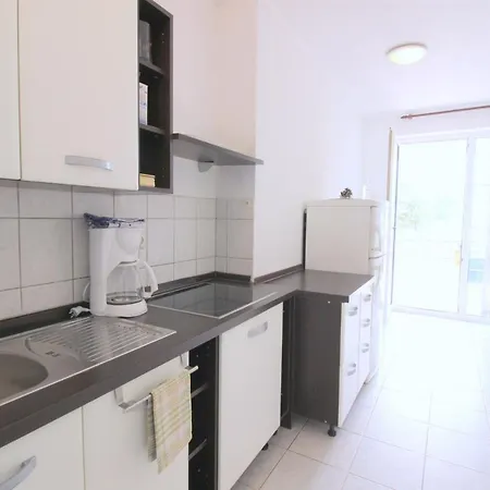 Luca Ap4, In Front Of The Apartman